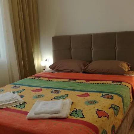 Good Located Arslan House شقة *